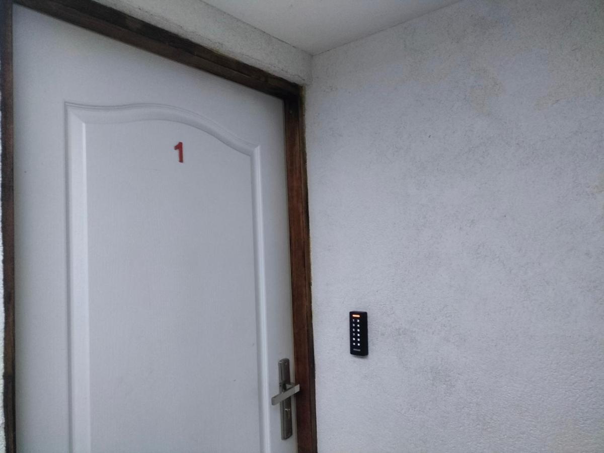 24H Gdynia Mini Apartamenty Na Kod Dostepu & Free Parking & No Keys المظهر الخارجي الصورة