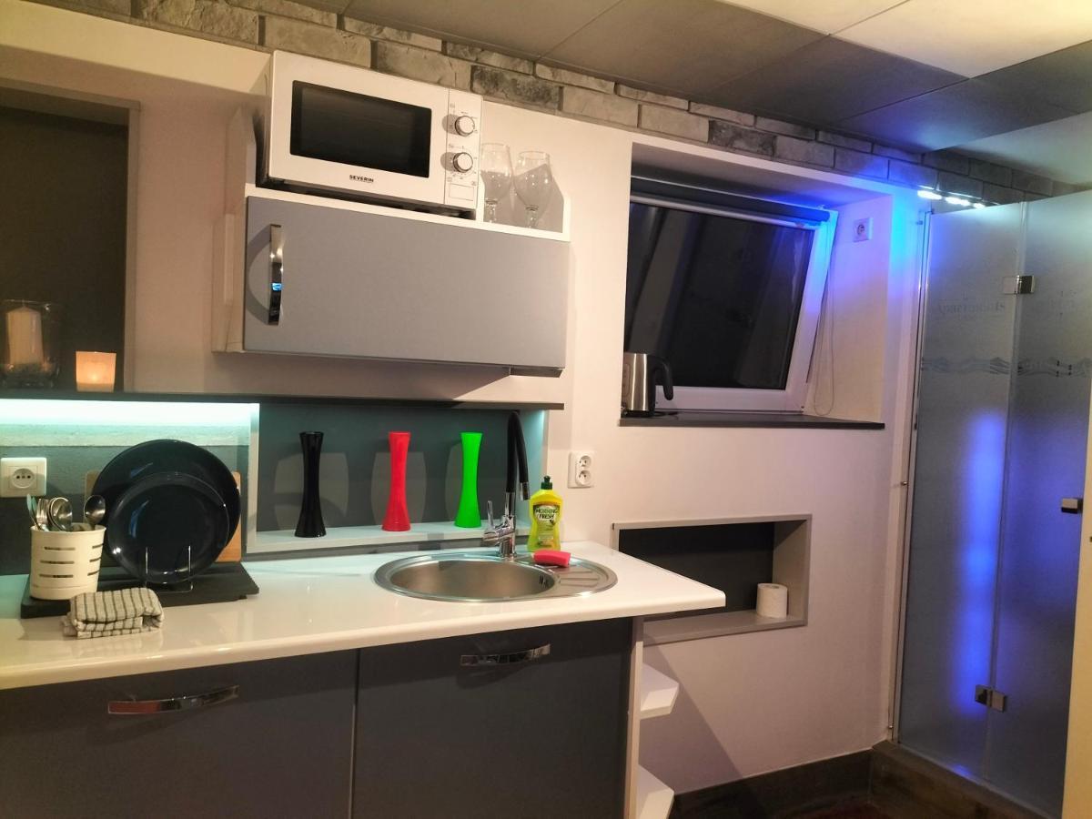 24H Gdynia Mini Apartamenty Na Kod Dostepu & Free Parking & No Keys المظهر الخارجي الصورة