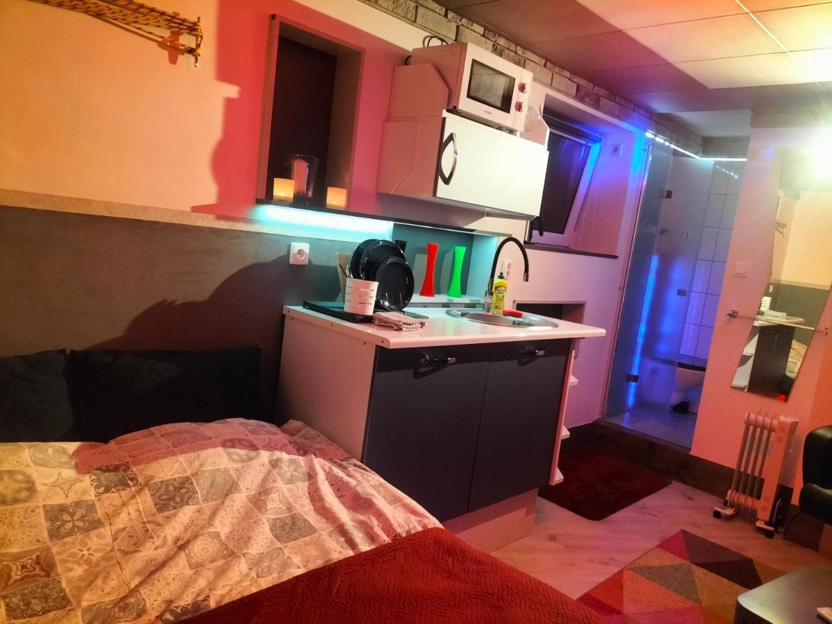 24H Gdynia Mini Apartamenty Na Kod Dostepu & Free Parking & No Keys المظهر الخارجي الصورة