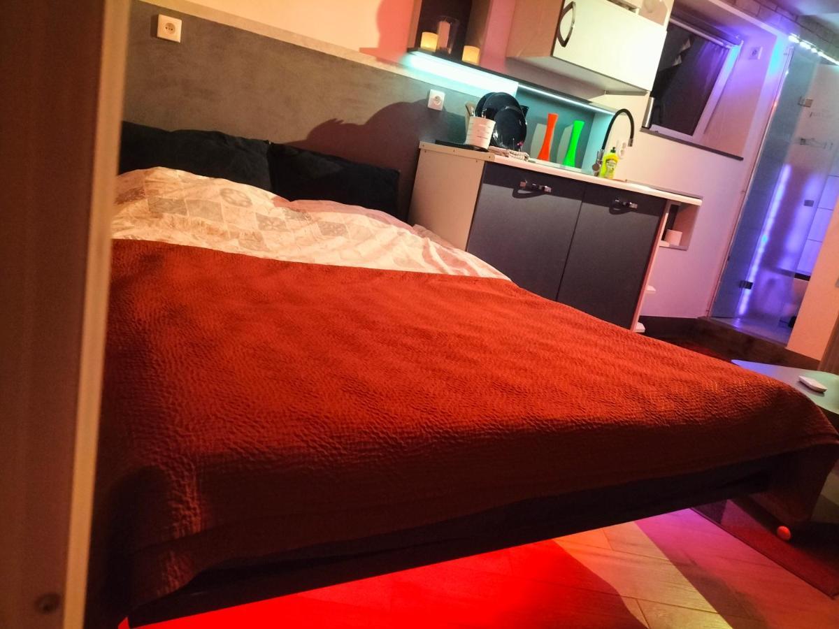 24H Gdynia Mini Apartamenty Na Kod Dostepu & Free Parking & No Keys المظهر الخارجي الصورة