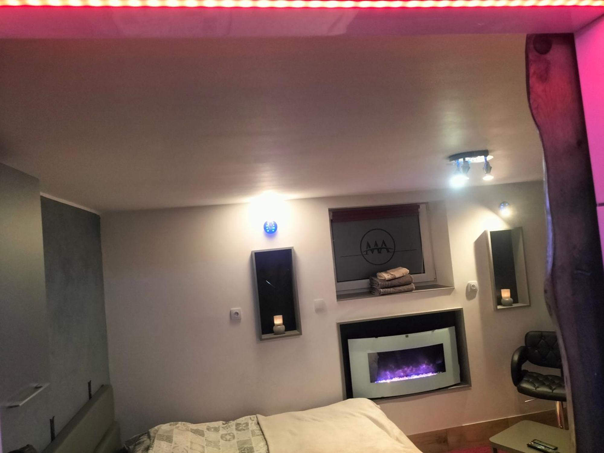 24H Gdynia Mini Apartamenty Na Kod Dostepu & Free Parking & No Keys الغرفة الصورة